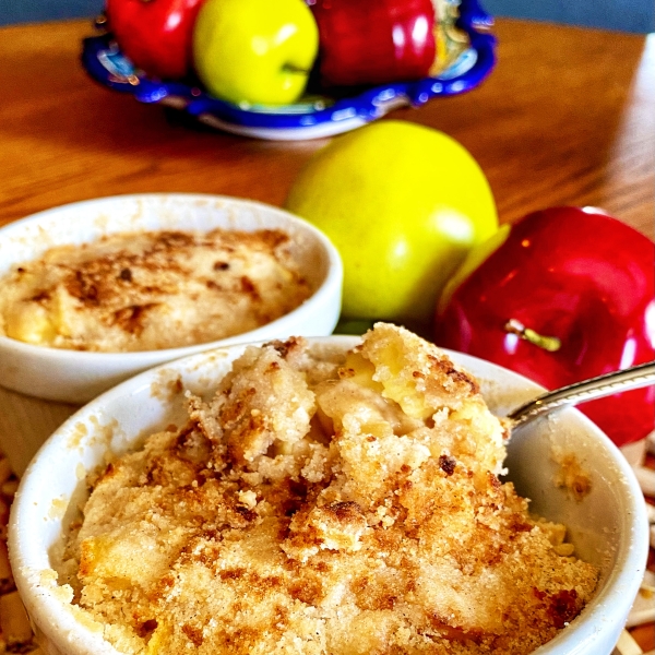 Air Fryer Apple Crumble