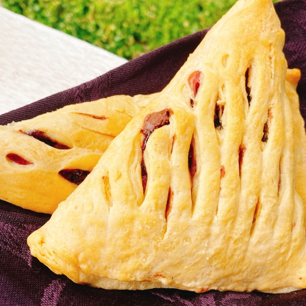 Strawberry-Nutella® Crescent Pockets