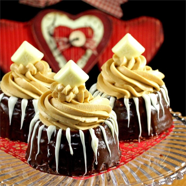 Cinnamon Coffee Frosting