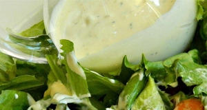 Homestyle Garlic Ranch Dressing