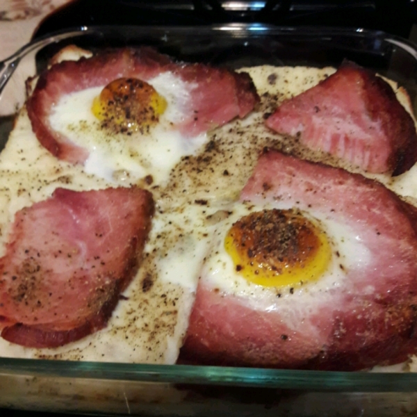 Ham Cups and Eggs