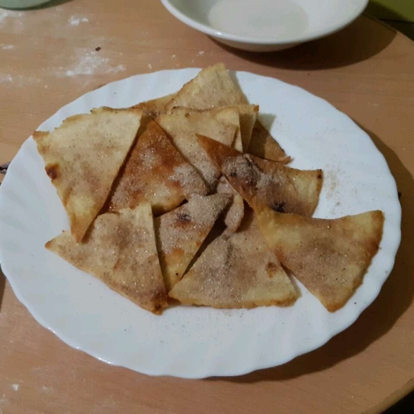 Annie's Fruit Salsa and Cinnamon Chips