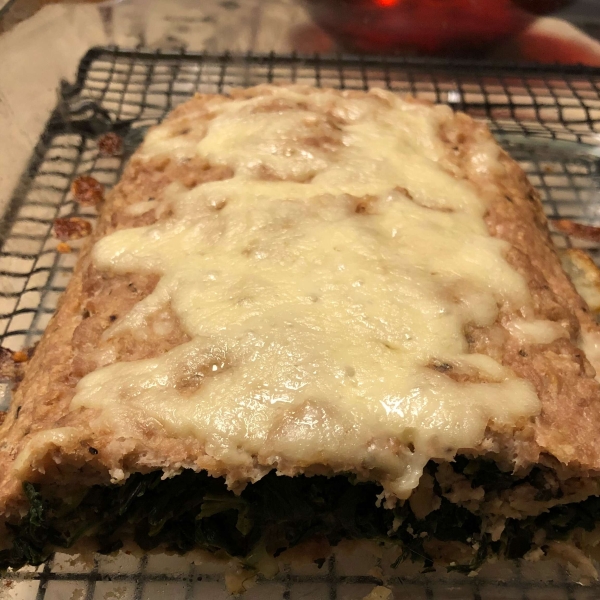 Spinach-Stuffed Turkey Meatloaf
