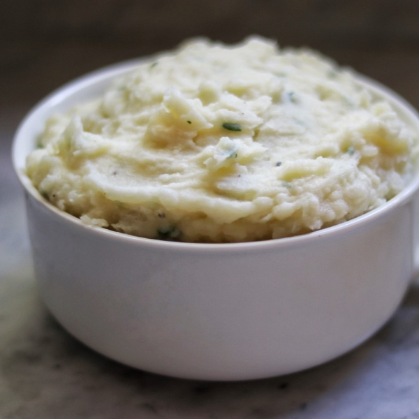 Creamy Garlic-Parmesan Mashed Potatoes