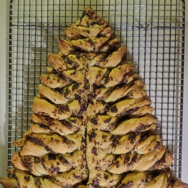 Savory Puff Pastry Christmas Tree
