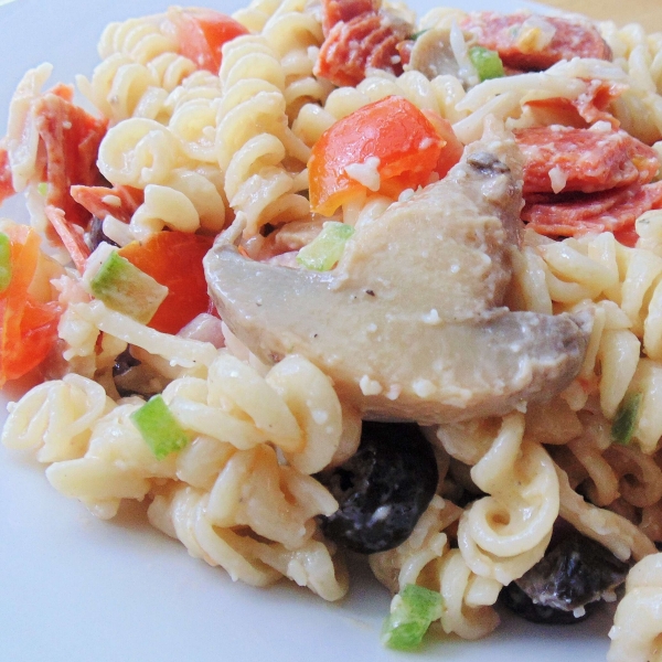 Pepperoni Pizza Pasta Salad