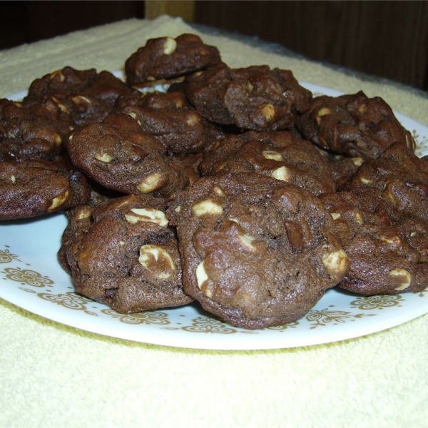 Chocolate Peanut Cookies
