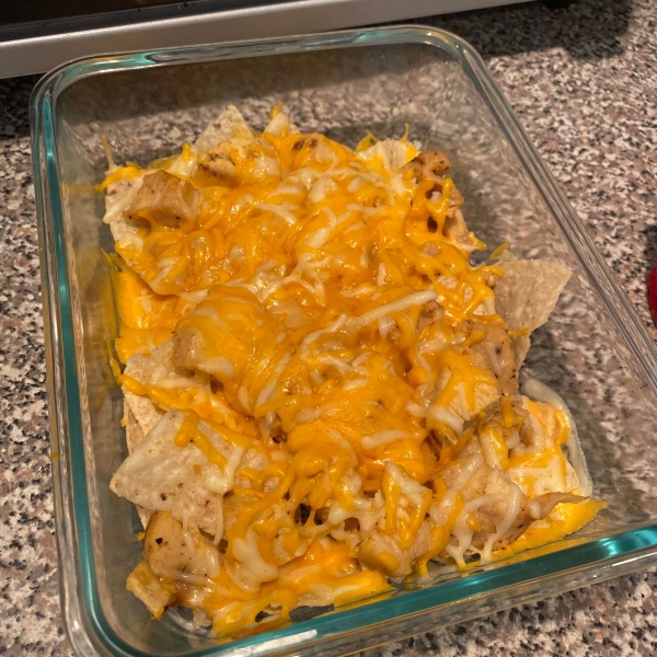 Restaurant-Style Chicken Nachos