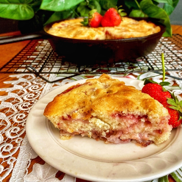 Strawberry Buttermilk Cake