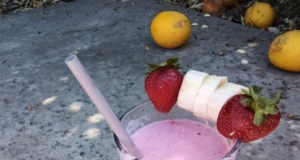Strawberry Oatmeal Breakfast Smoothie