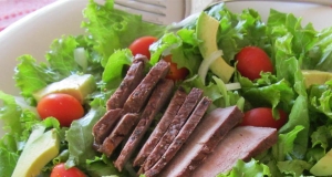 Grilled Pepper Steak Salad