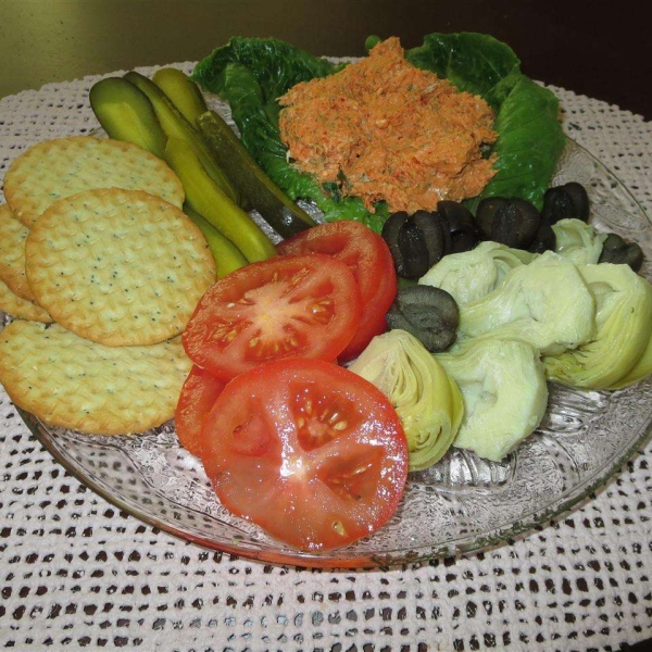 Artichoke and Salmon Salad