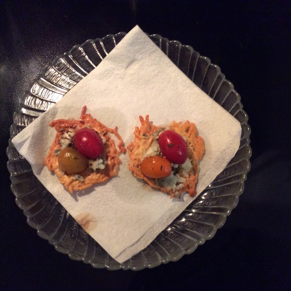 Rosemary Garlic Parmesan Crisps