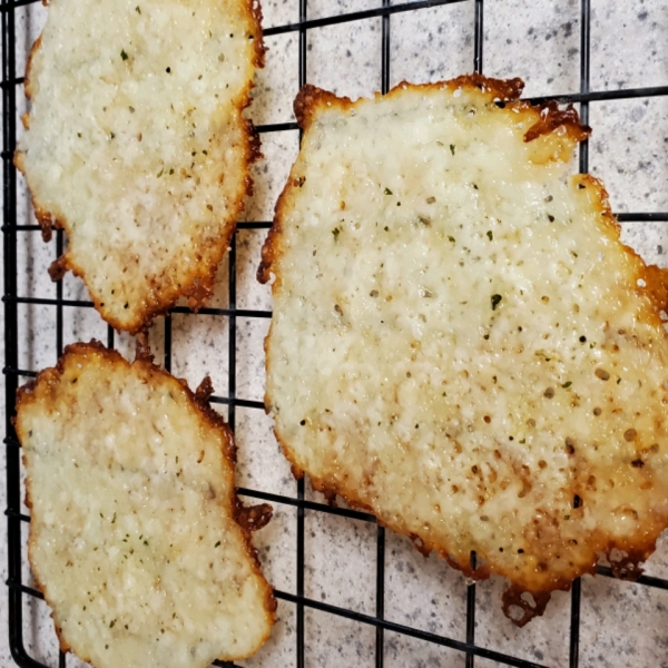 Rosemary Garlic Parmesan Crisps
