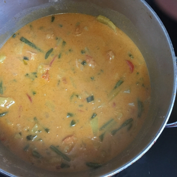 Thai Pineapple Shrimp Curry