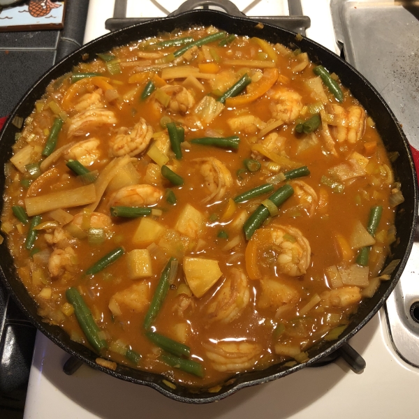Thai Pineapple Shrimp Curry