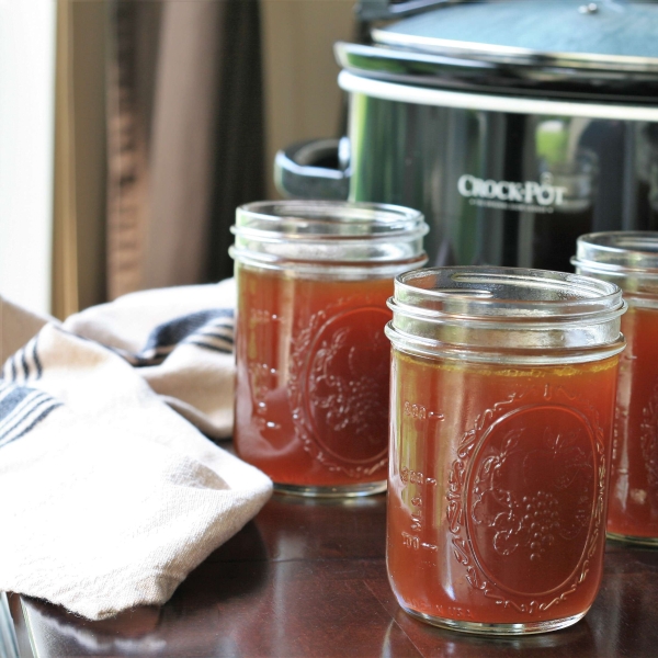 Slow Cooker Chicken Bone Broth