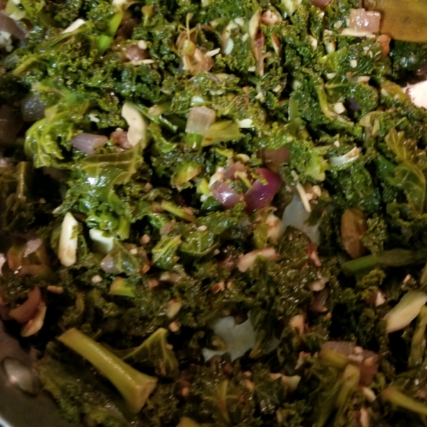 Kale with Caramelized Onions