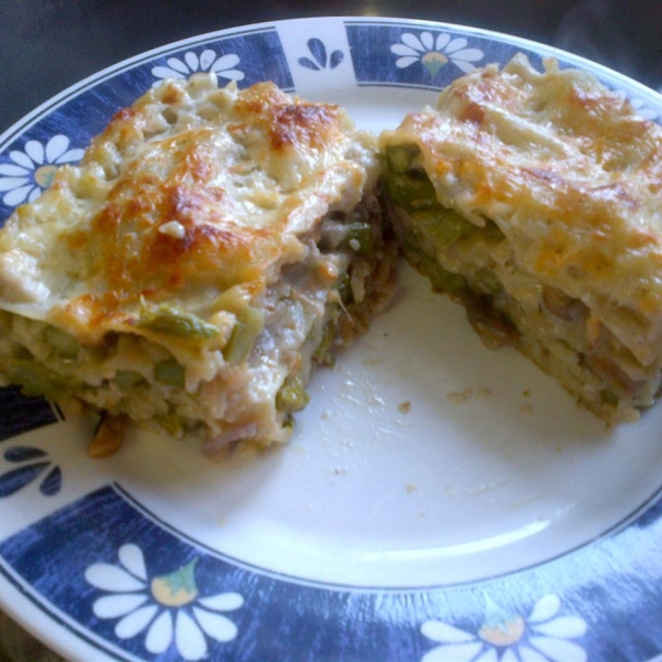 Roasted Asparagus and Mushroom Vegetarian Lasagna