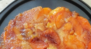 Slow Cooker Peach Upside Down Cake