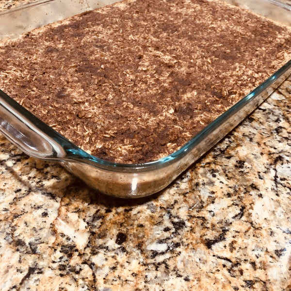 Banana Bread Baked Oatmeal Bars
