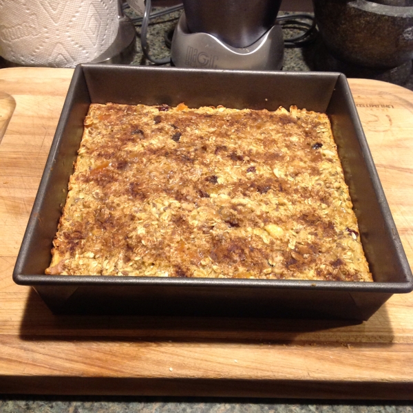 Banana Bread Baked Oatmeal Bars