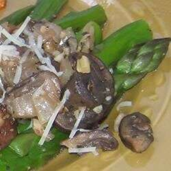 Asparagus with Pecans and Parm