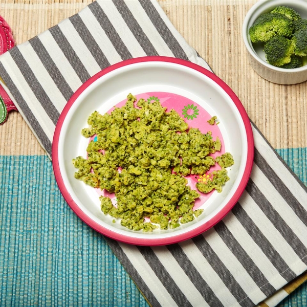 Egg and Broccoli Scramble