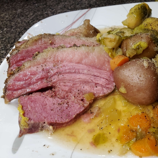 Slow-Cooker Corned Beef and Cabbage