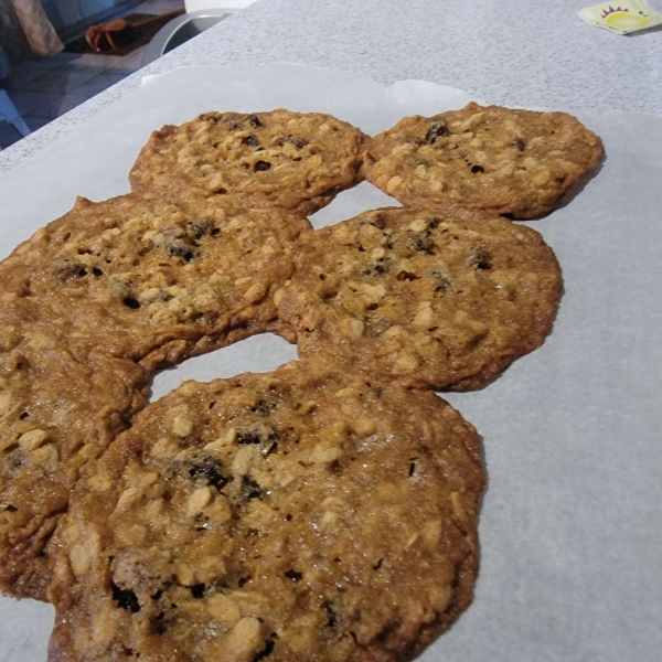 Oatmeal Raisin Cookies