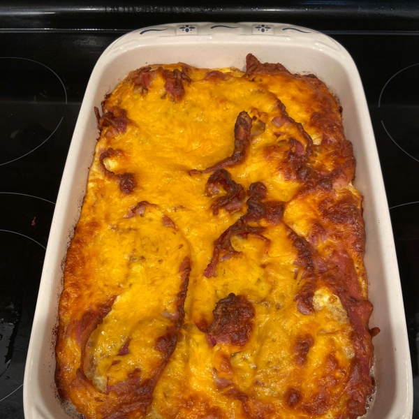 Best Biscuit-Hash Brown Breakfast Casserole