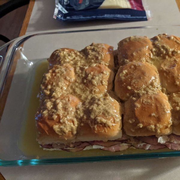 Baked Ham and Cheese Sliders