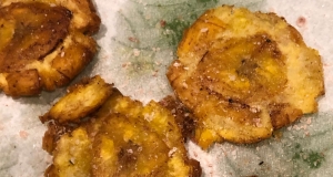 Patacones de Colombia (Fried Plantains)