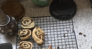 Cranberry-Pistachio Spirals