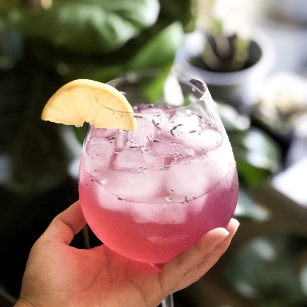 Homemade Lavender Lemonade