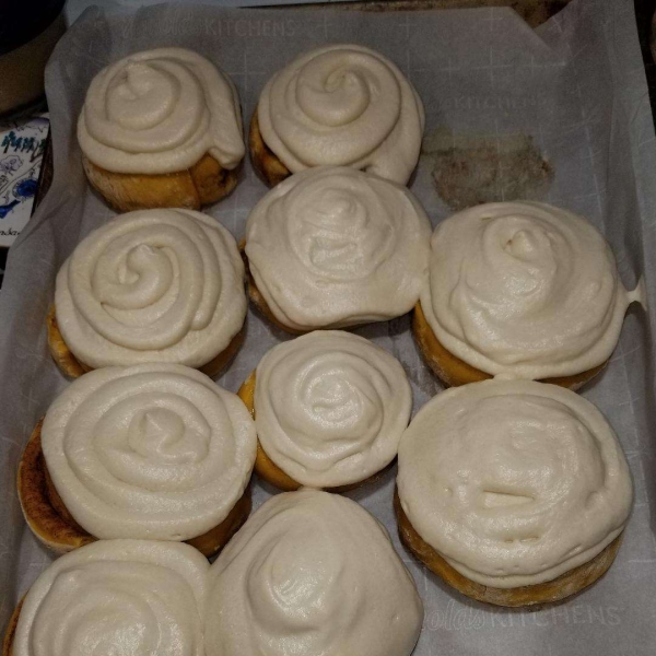 Kelsandra's Pumpkin Cinnamon Rolls