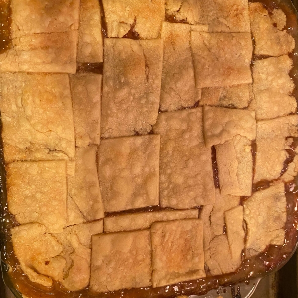 Butter Biscuit Peach Cobbler