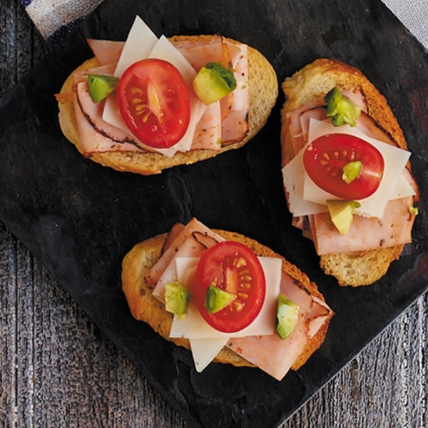 Santa Fe Turkey Crostini