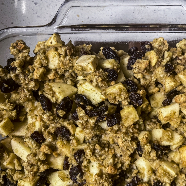 Apple-Raisin Turkey Stuffing