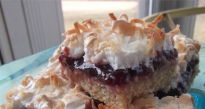 Almond-Raspberry Meringue Bars