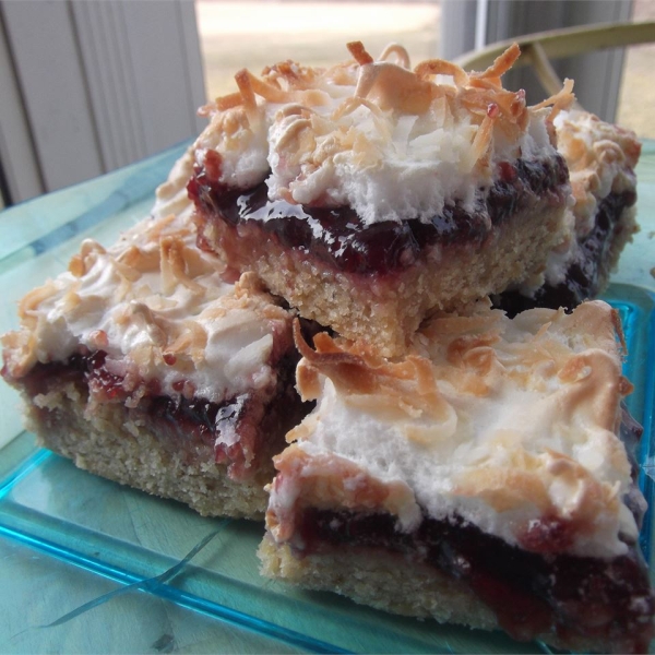 Almond-Raspberry Meringue Bars