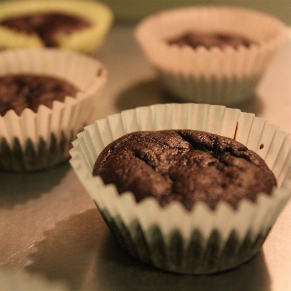 Keto-Friendly Brownie Cakes
