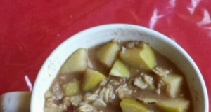 Hearty Apple Almond Oatmeal