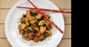 Chinese-Inspired Chicken with Zucchini and Mushroom Medley