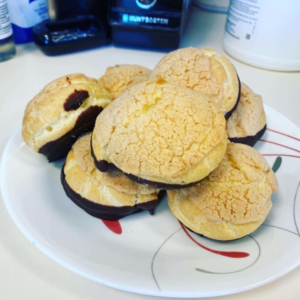 Cream Puff 