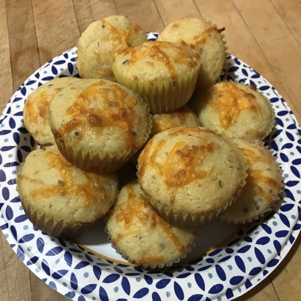 Cornbread Muffins with Cheddar Cheese