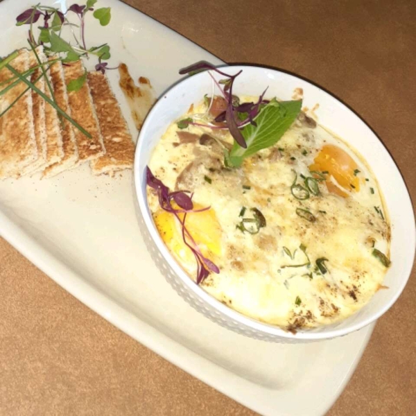 Oeufs Cocotte (Baked Eggs)
