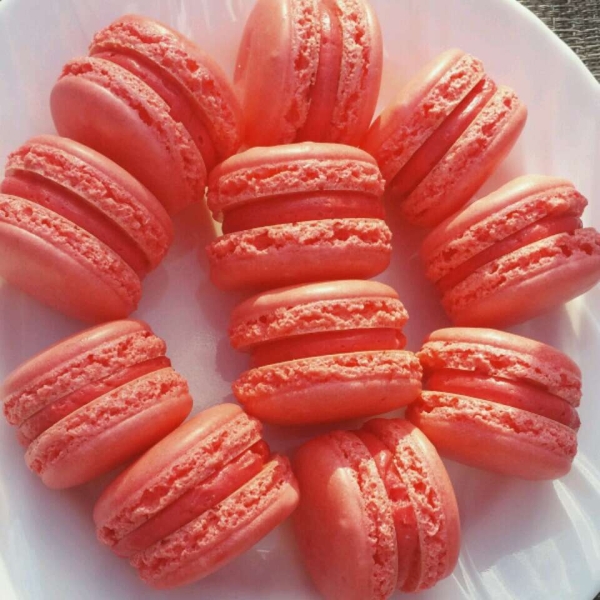 Macarons (French Macaroons)