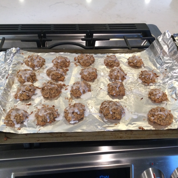 Aunt Hazel's Apple Oatmeal Cookies