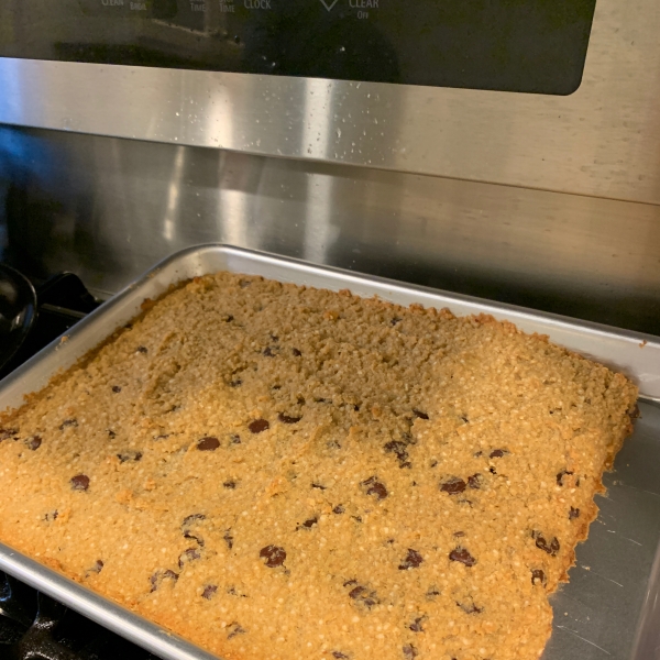Healthified Chocolate Chip Quinoa Bars